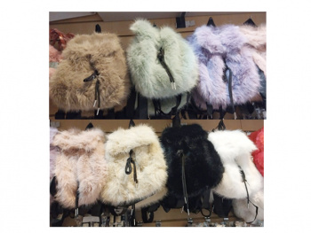 Рюкзак арт. 24-936-7-709 Меховой цвета микс в пак. Рюкзак арт. 24-936-7-709 Меховой цвета микс в пак.