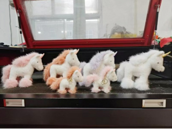 им Единорог арт. 209850 Брелок пушистый 20 см цвета микс в пак. им Единорог арт. 209850 Брелок пушистый 20 см цвета микс в пак.